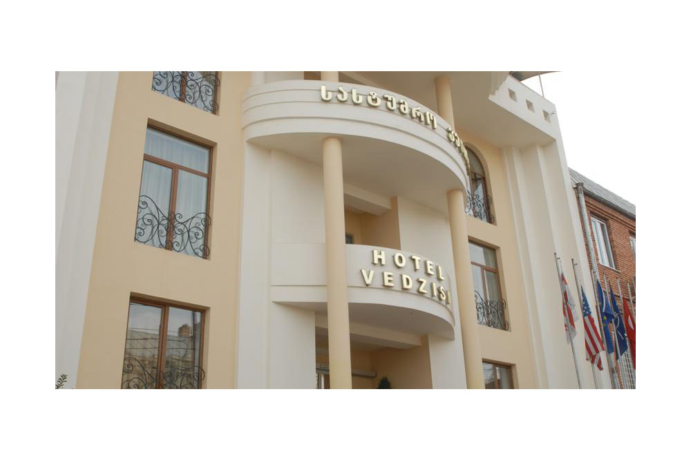 Vedzisi Hotel