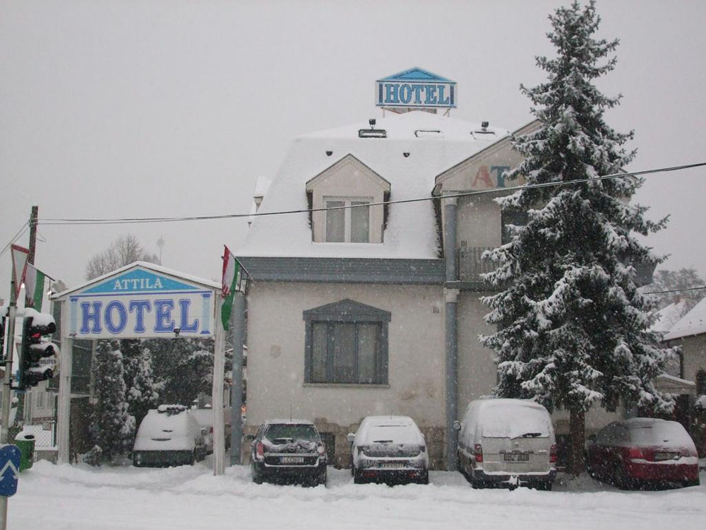 فندق أتيلا 