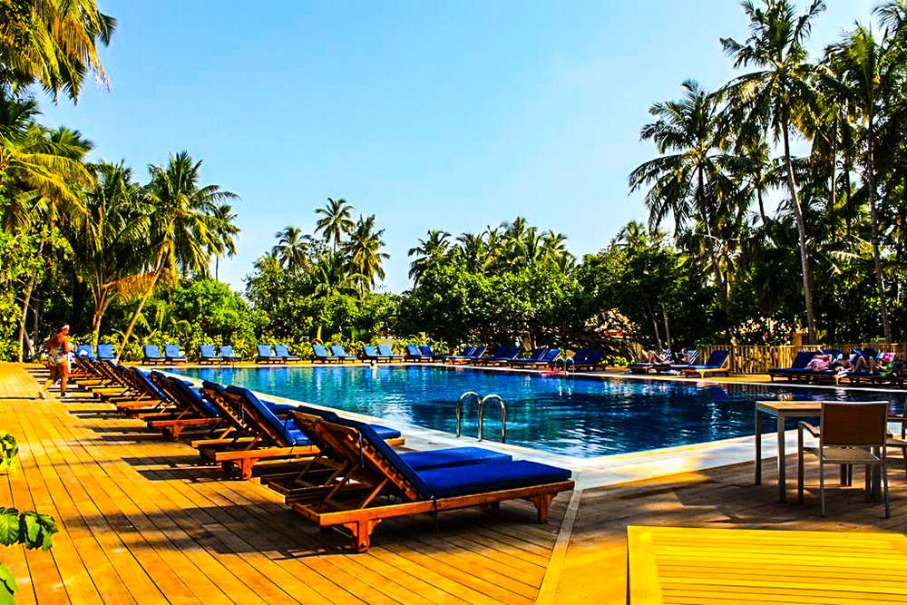 منتجع  و سبا فيلاميندهو آيلاند 