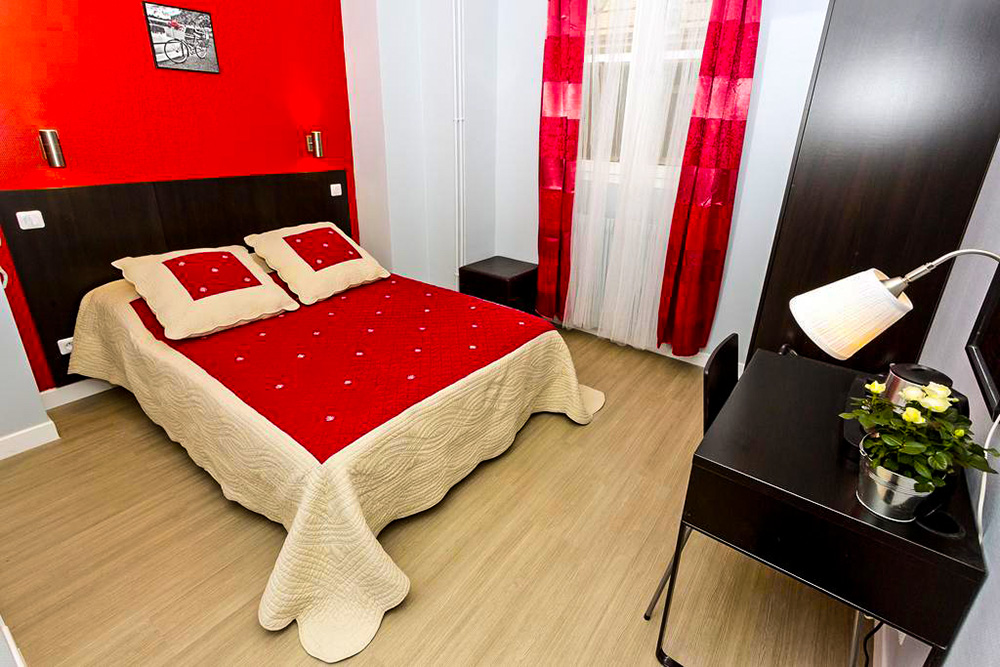  هيبوتيل باريس بوتس شومو بيرنينه