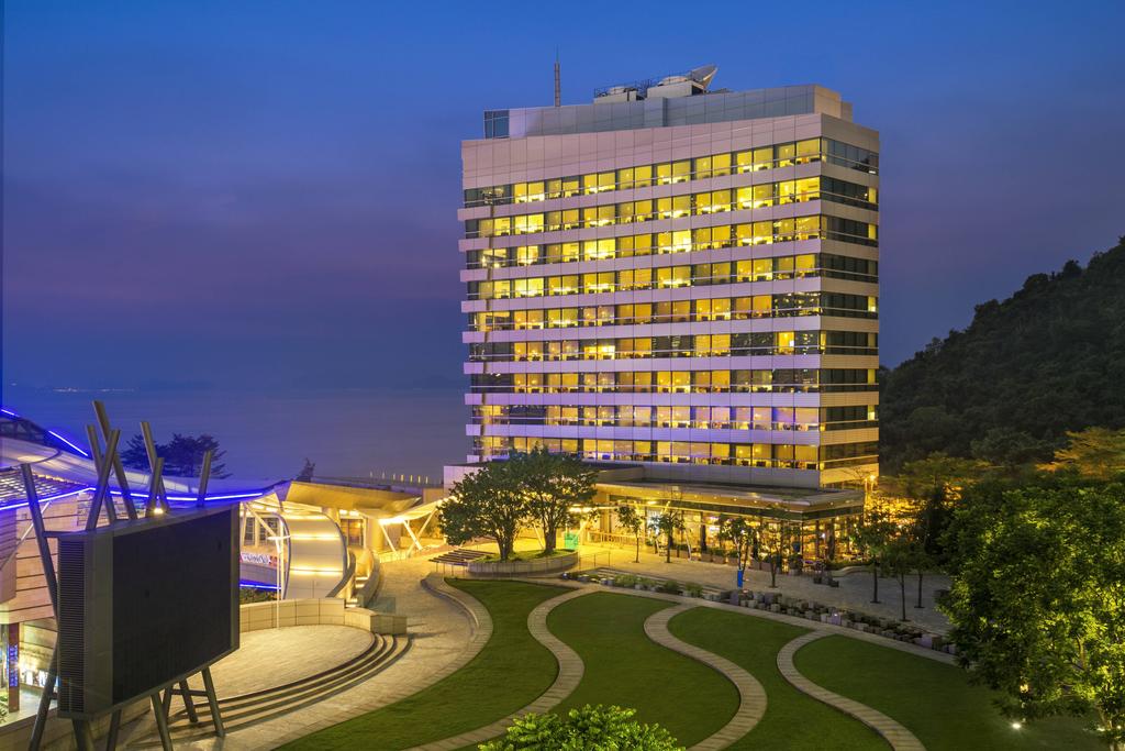 لو ميريديان سايبربورت