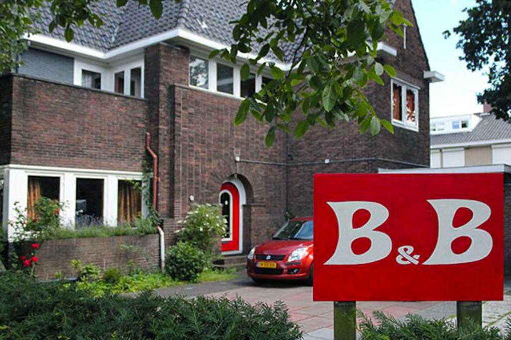 مبيت وافطار اكسافييرا هولانديرز