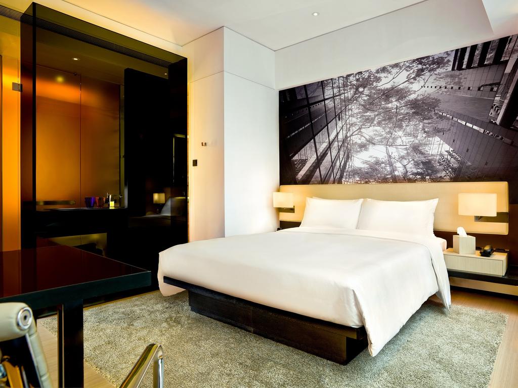 ايست هونج كونج