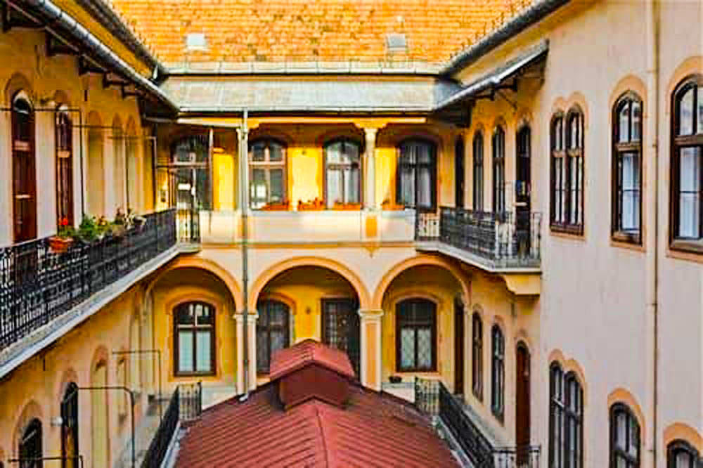 كاترينا برايفت روومز آند أبارتمنتس