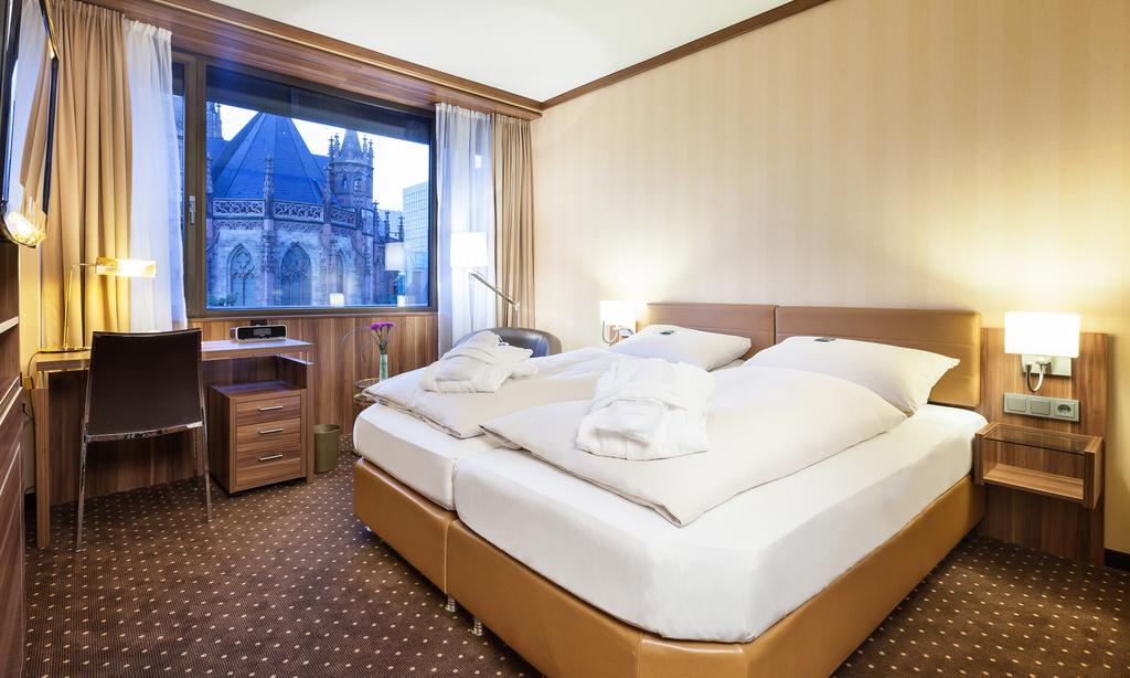 فندق ديراج ليفينج دوسلدورف