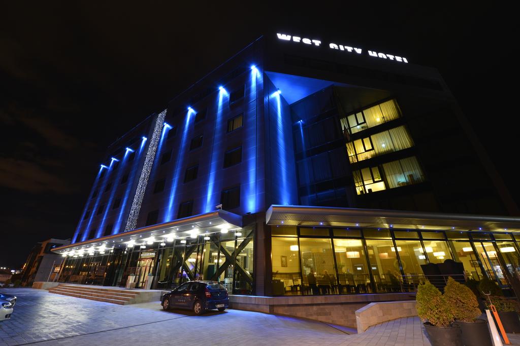 فندق ويست سيتي