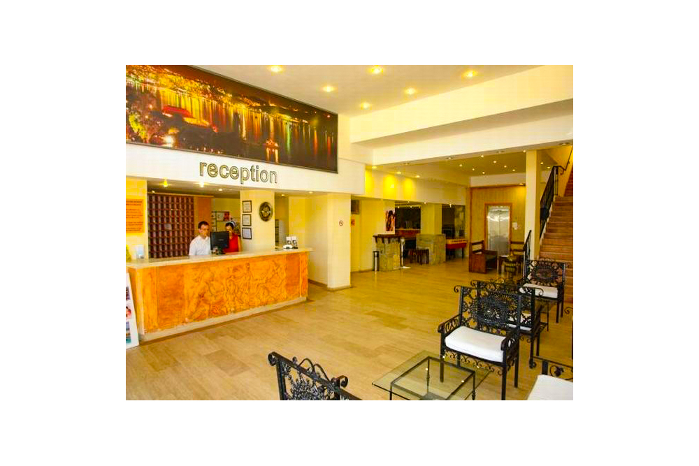 بيلا كاسا سويتس اند كلوب