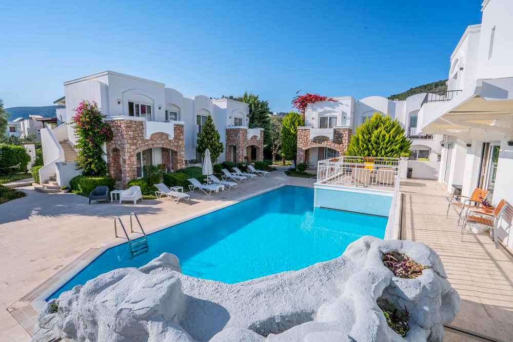 فندق كوستا سارياز 