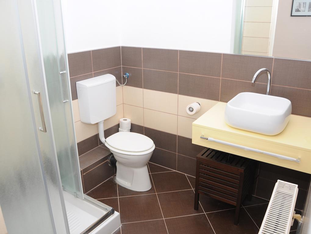 flyin.com