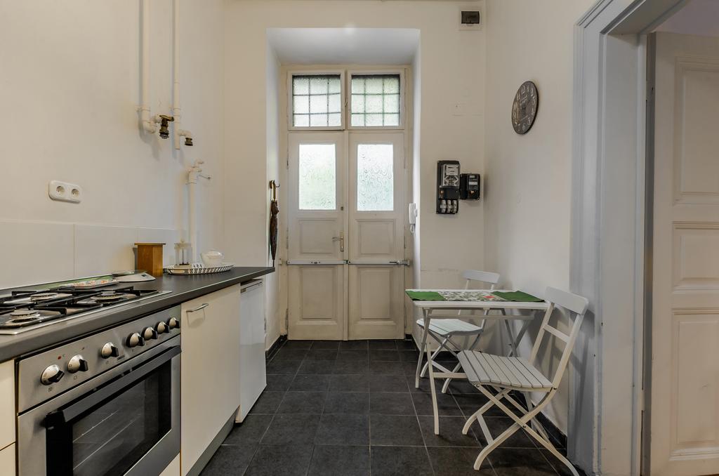 flyin.com