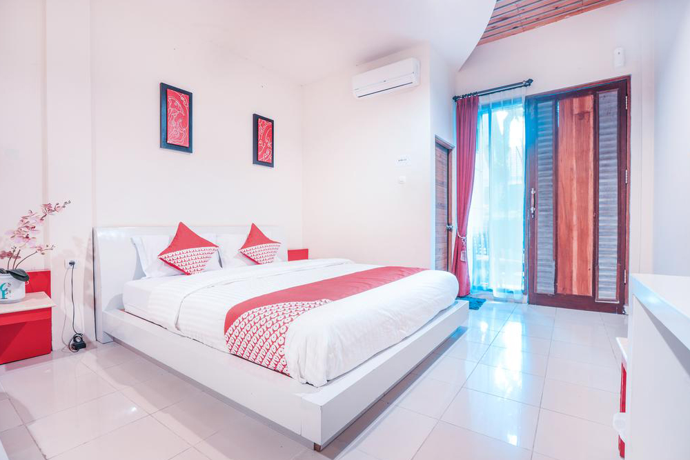 أو واي أو 243 ذا فيليدج بومي كيداماين