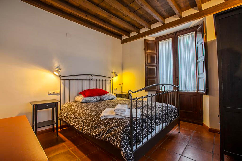 Casa Montalbán Apartamentos