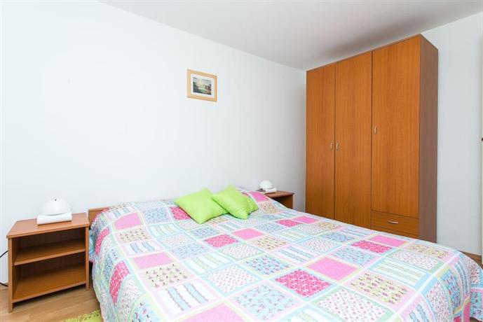 شقق أوازا دوبروفنيك 