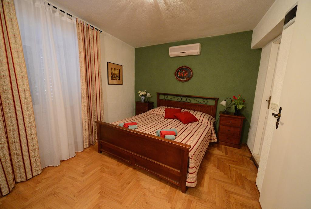 مبيت وإفطار فيلا فلورا