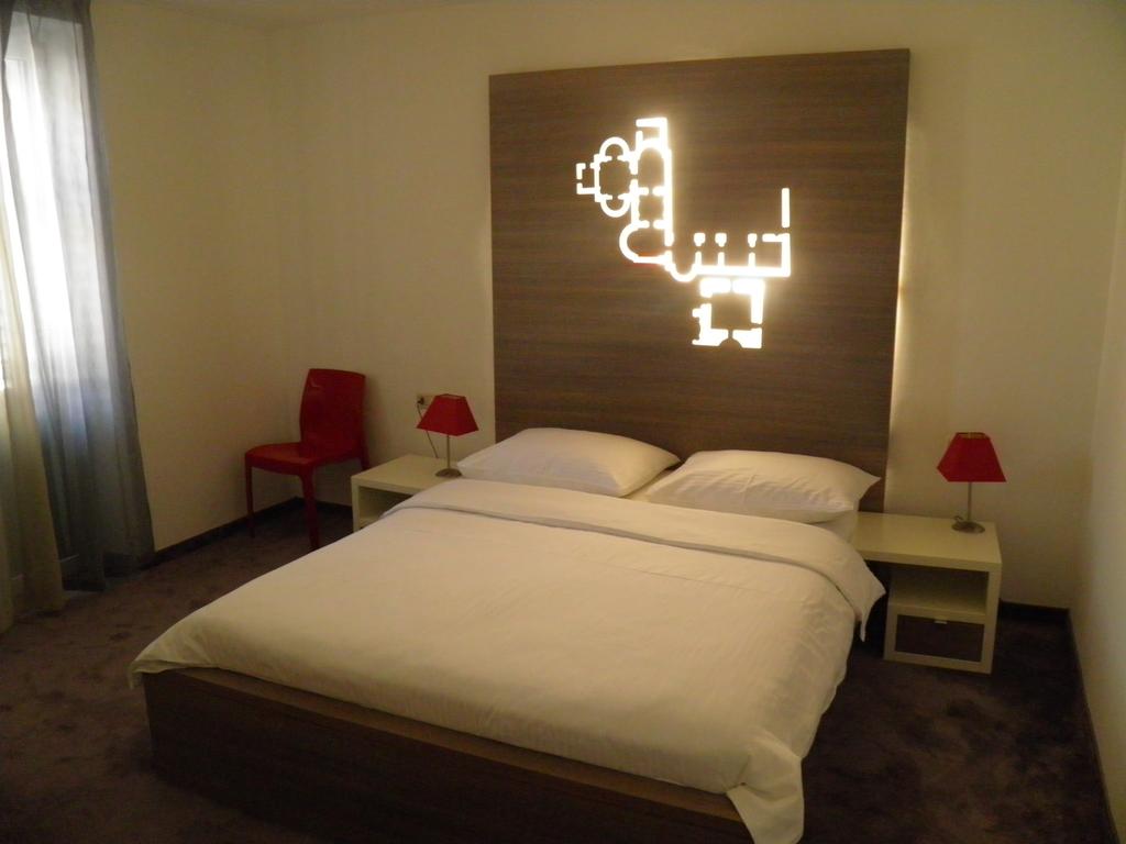 فندق سلافيجا