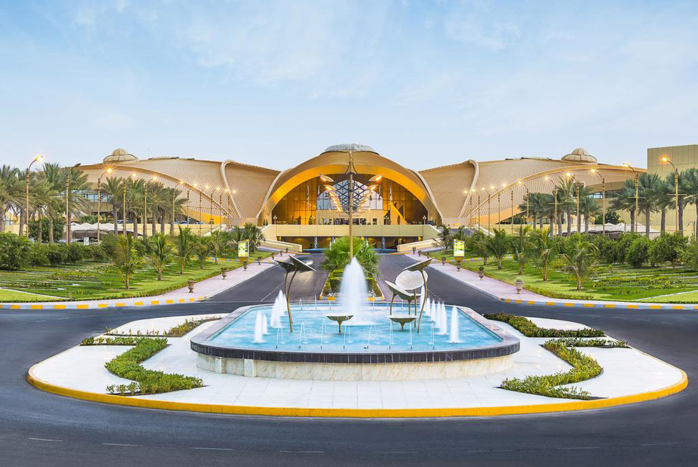 فندق ونادي ضباط القوات المسلحة