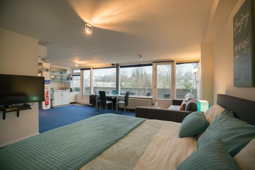 ستوديو ديمربوس