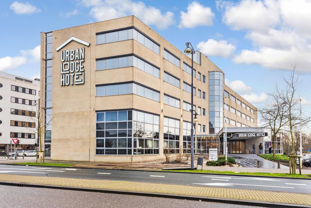 فندق أوربان لودج 