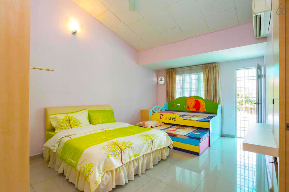 11ايه بينانغ هومستاي