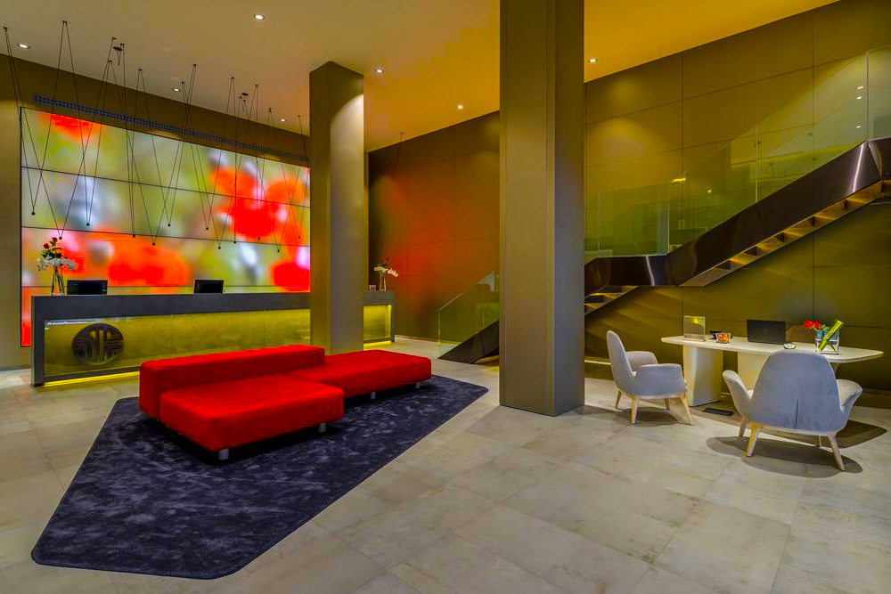 فندق إن إتش كولكشن مدريد كولون