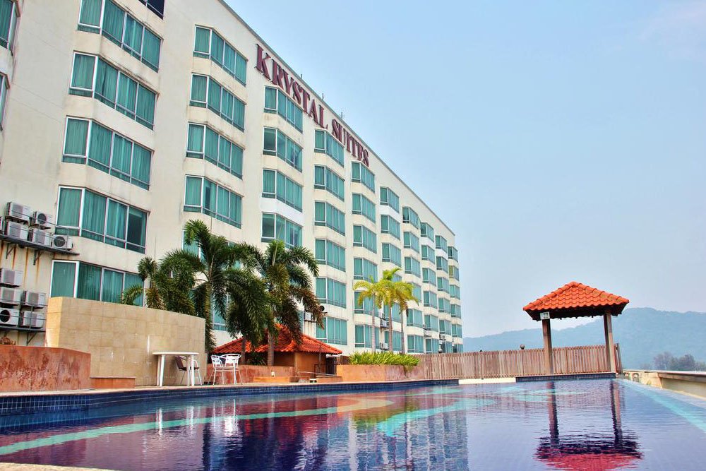 ذا كريستال سويتس، بنانج