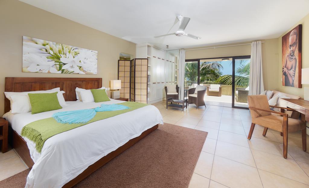 بيل آزور ييتش ريزيدينس باي لوف