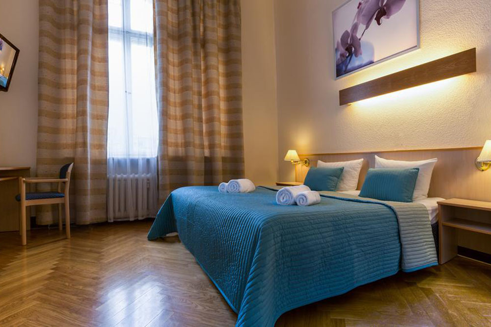 فندق كوميت أم كروفرستيندام