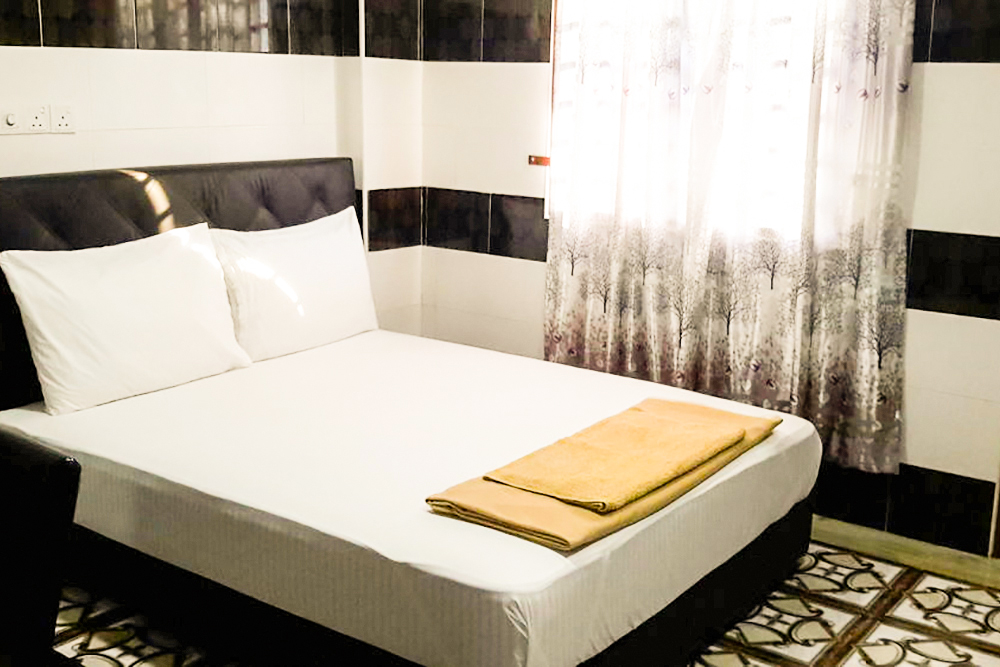 فندق نيو ويف امبانج بوينت