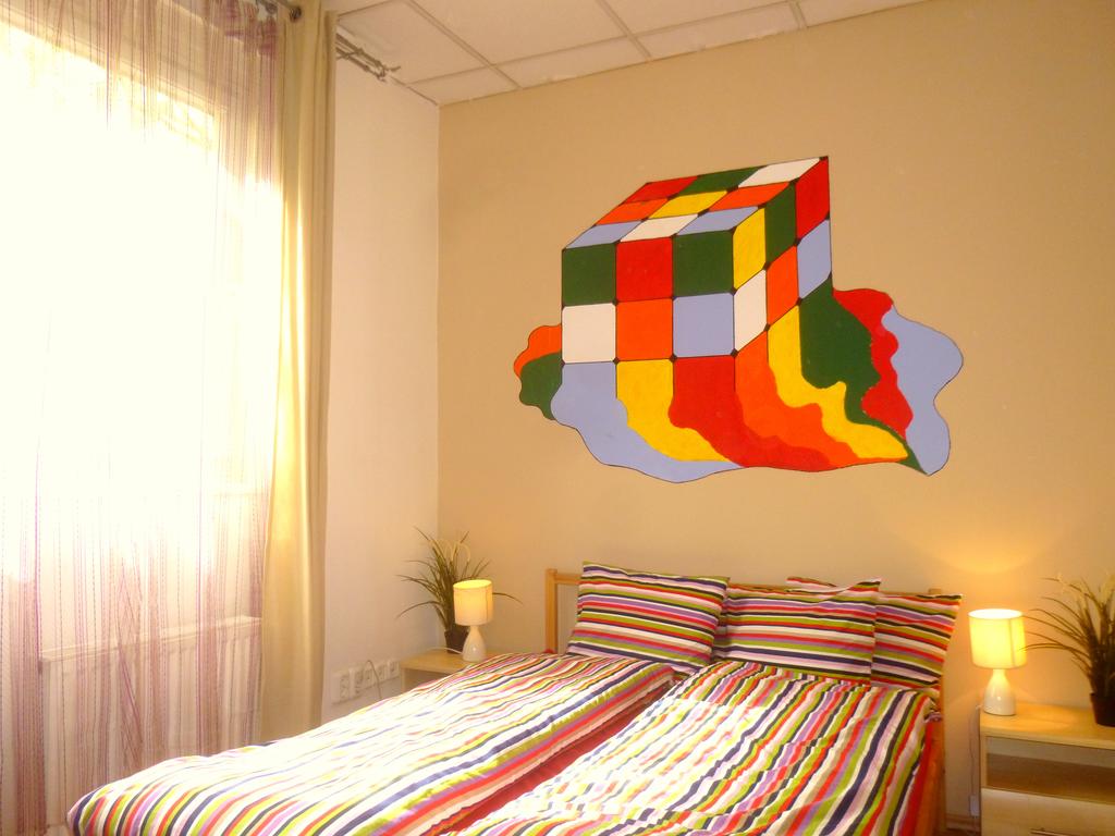 بيت شباب لايف