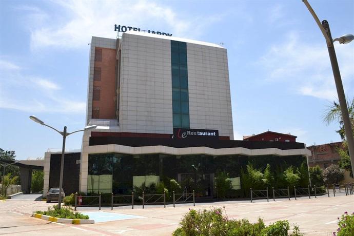 فندق وأجنحة جاردي