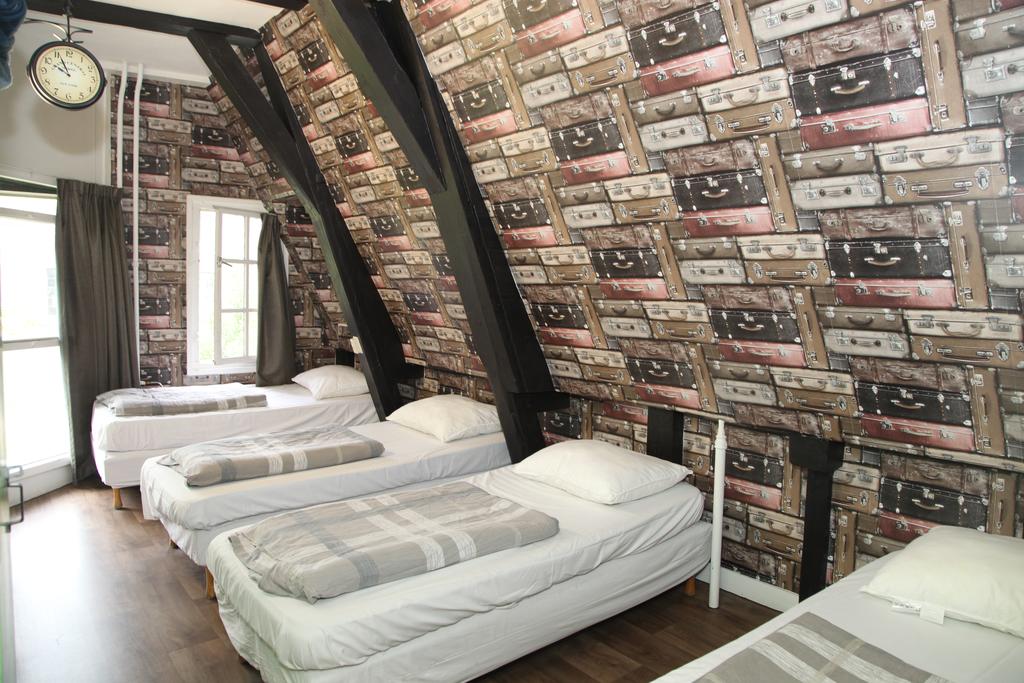 بيت شباب إنترناشونال بدجيت