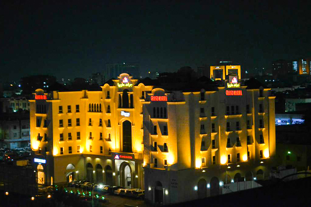 One to One Grand Marbia