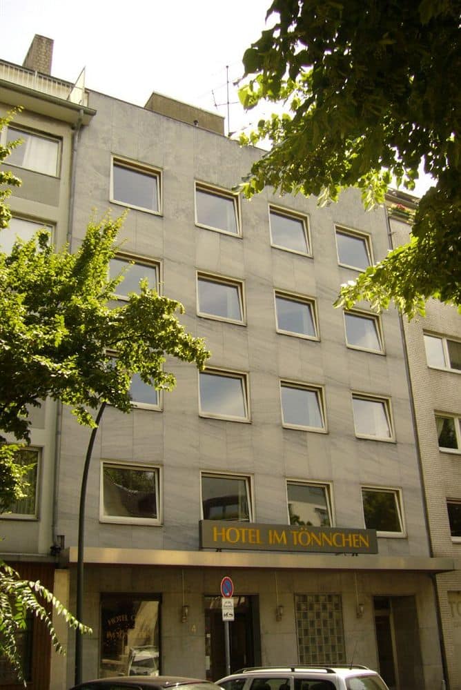 فندق إي يو سنترال إم تونتشين