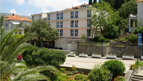 أدرياتيكا روومز