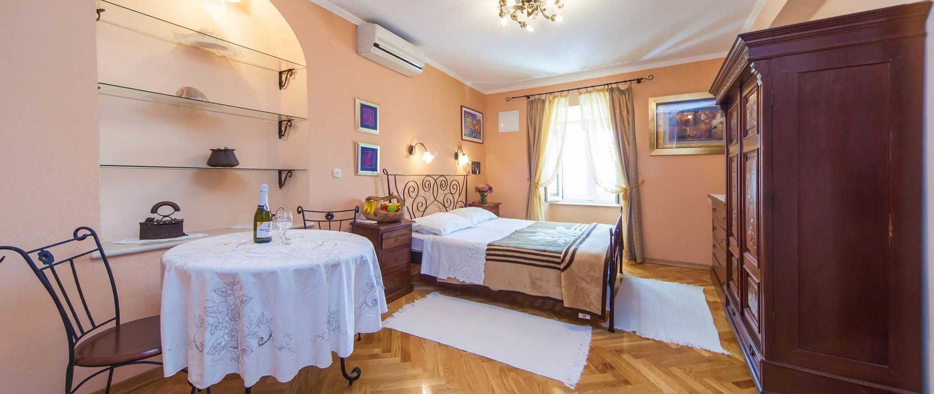 شقق زيغزاغ دوبروفنيك - أموريت