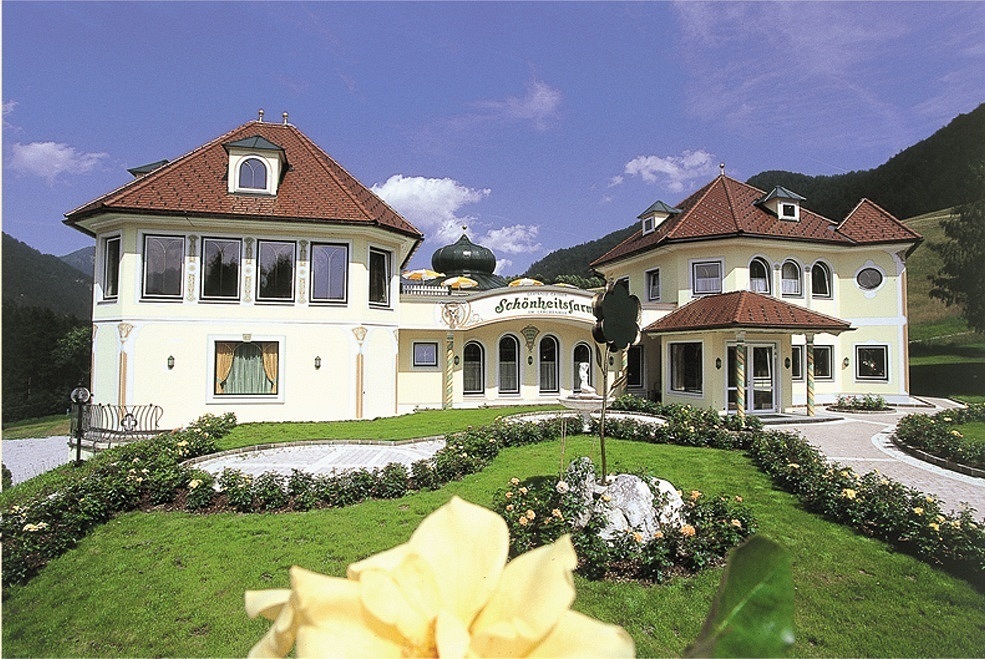 فندق دير لارتشينهوف سبا & سبورتس