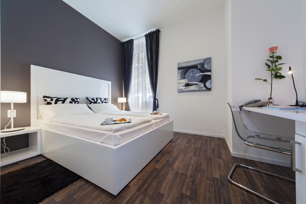 ريولي لاكشري روومز