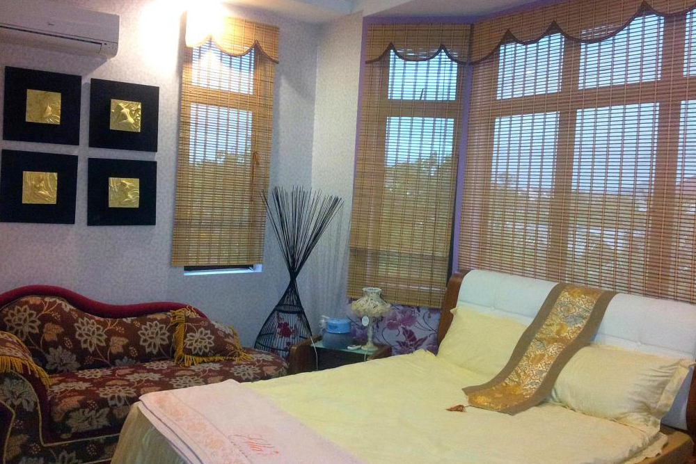 إيلاس إن سبا