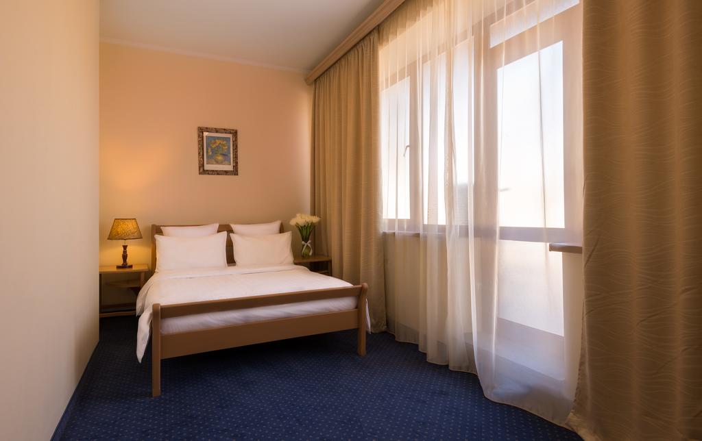 فندق فورتينث فلور