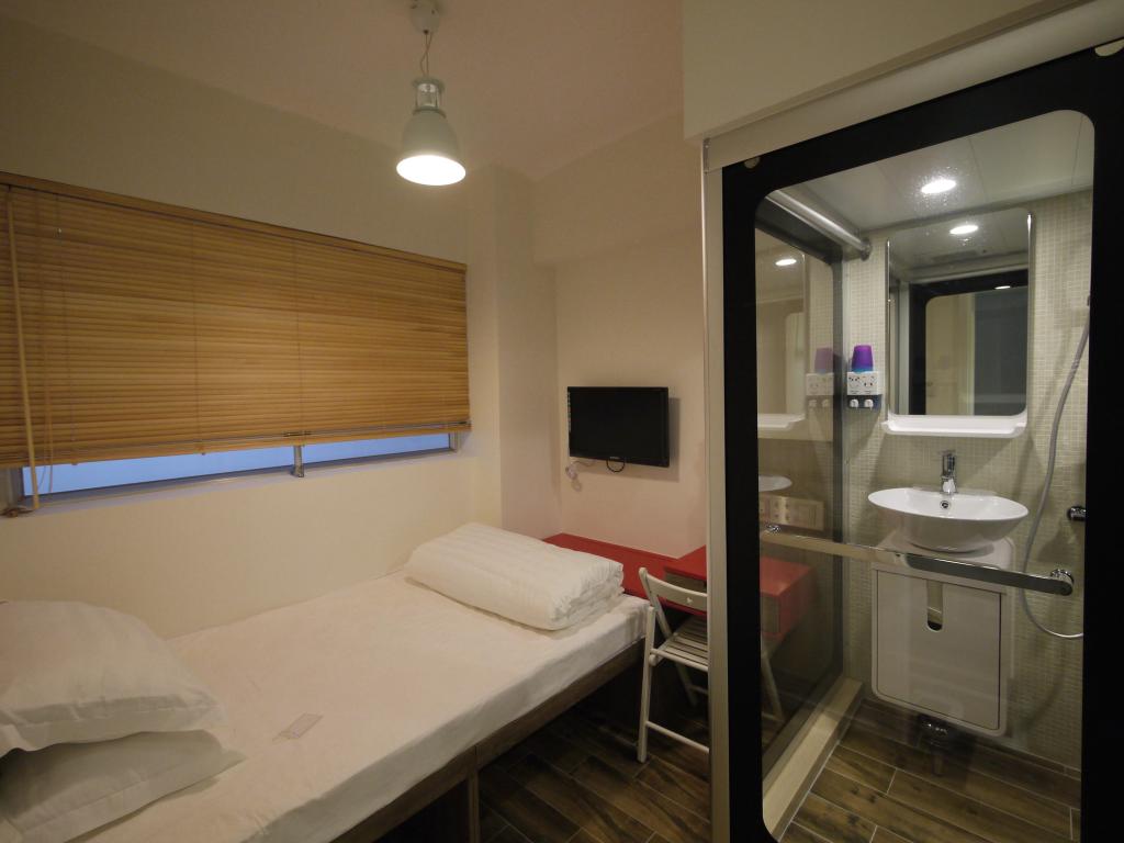 بيت شباب بانداز - هوت دوج باس