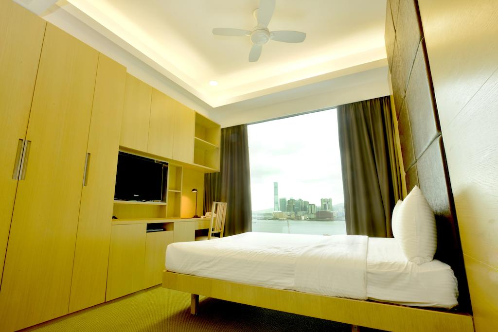  كوزواي كورنر 