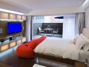 شقق فى وانشاى المخدومة  