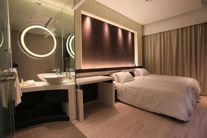 فندق إم 1 مونغ كوك