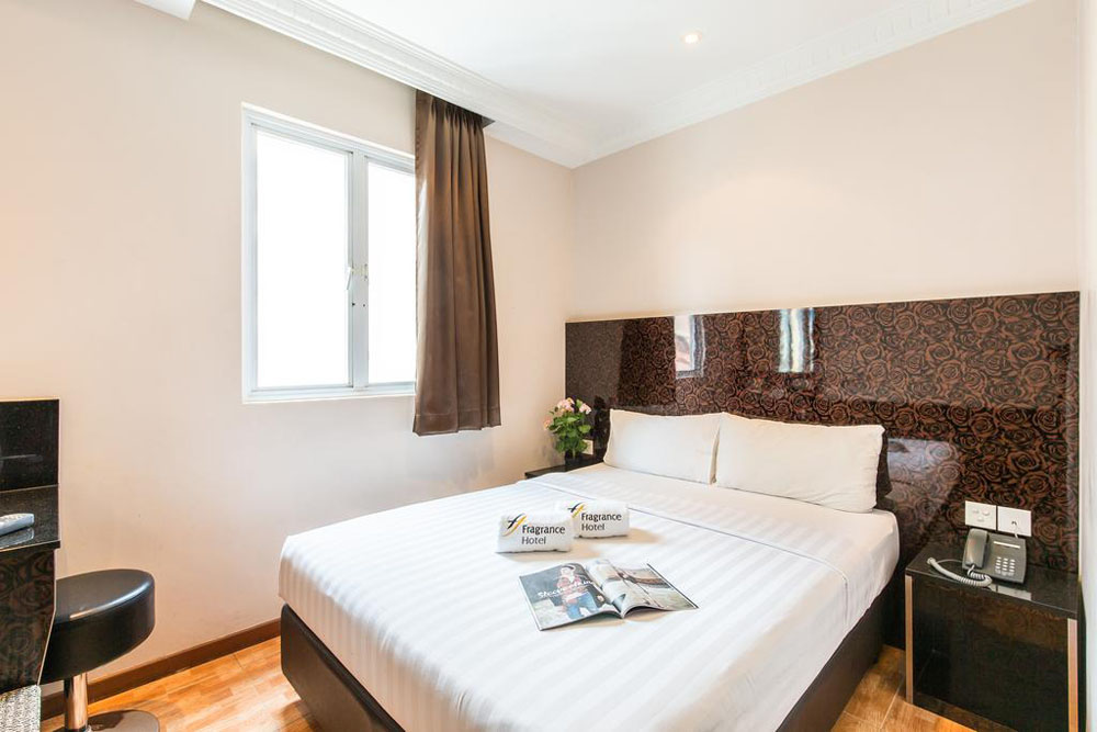 Fragrance Hotel - Emerald