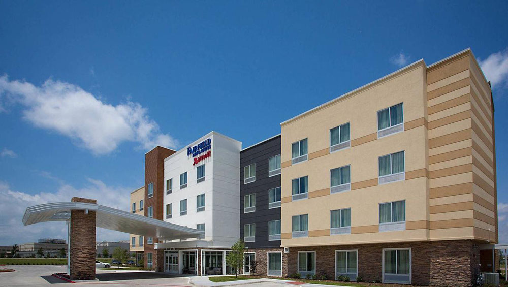 Fairfield Inn & Suites Dallas West/i-30