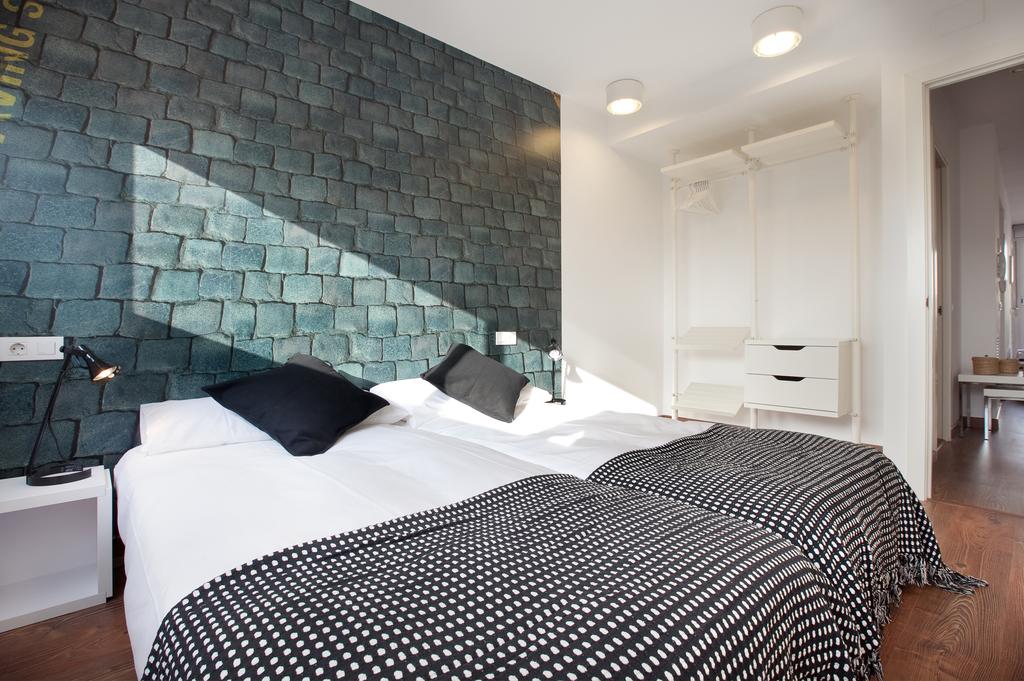 بي دبليو اتش مونتجويك- فيرا