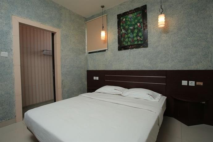 ريد دورز آت بوني ساري كوتا 2