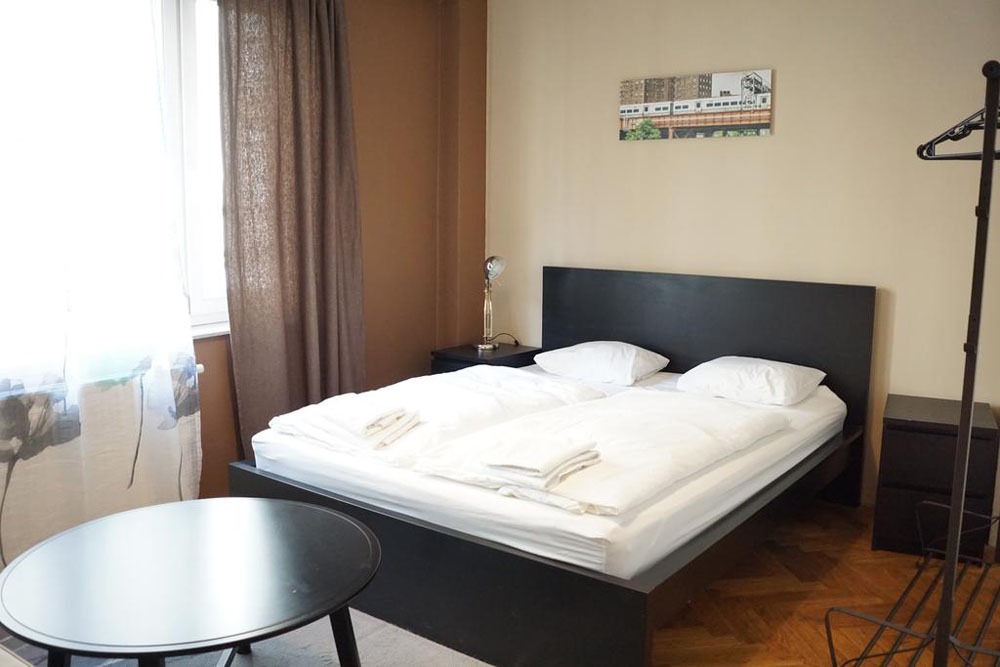 Funci Dancing 6 Apartment