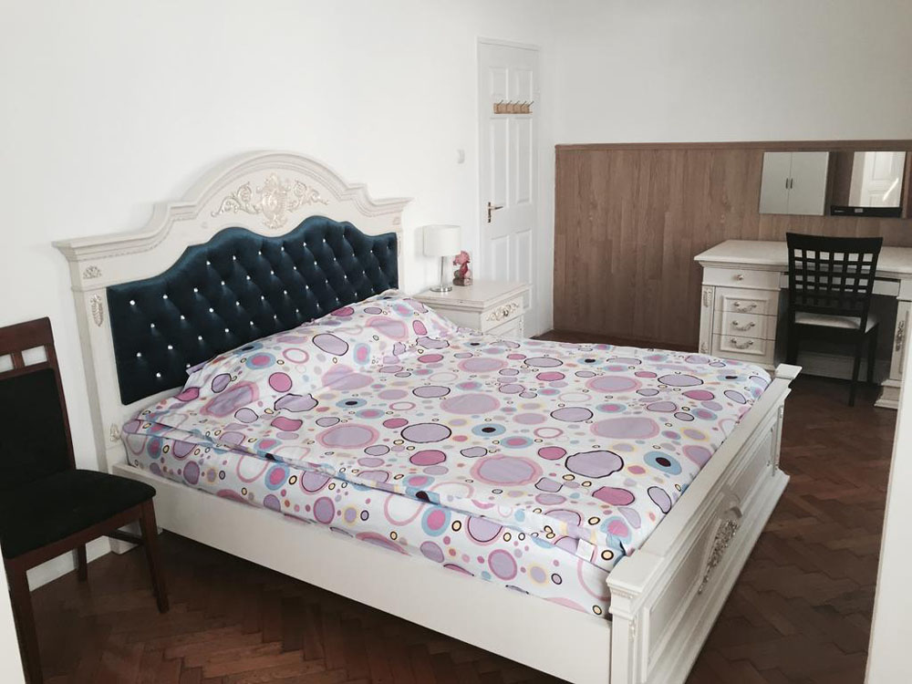 إوريون برايفت رومز