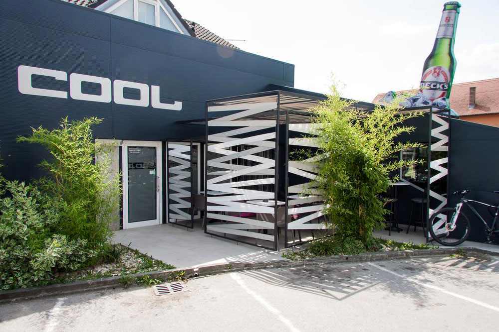   كول رومز زغرب أيربورت